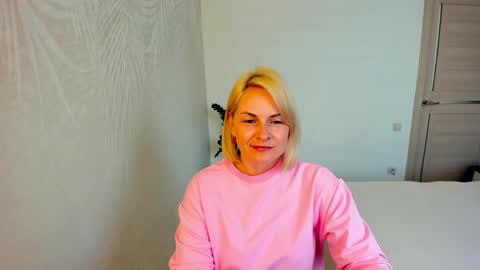 Alicee online show from April 28, 8:40 am