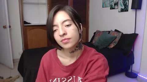 alicee_logan_ online show from November 23, 1:41 am