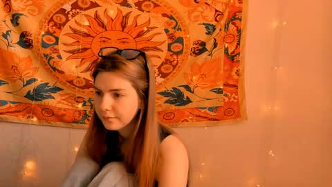 Alice online show from May 2, 5:22 am