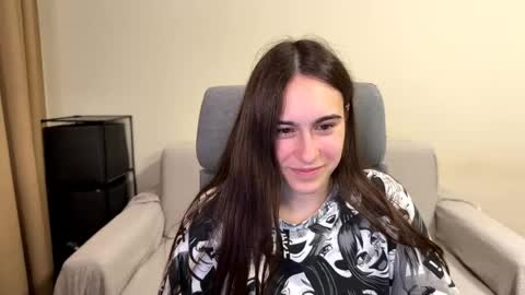alicekollt online show from June 7, 1:23 am