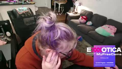 Alice Liddell online show from April 29, 8:36 pm