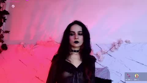 alicenoir_ online show from July 23, 1:58 am