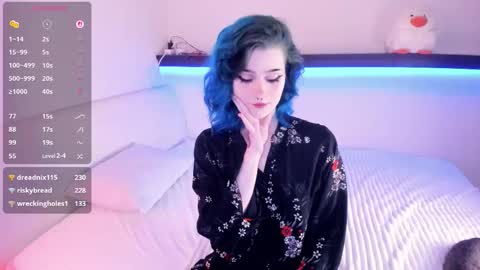 Alice online show from October 20, 5:43 am