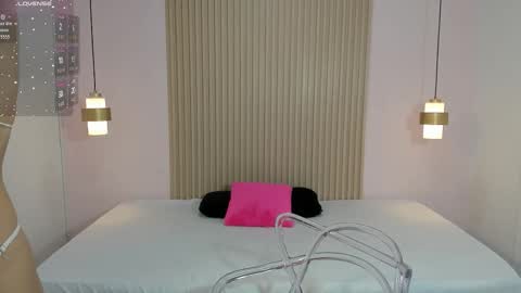 AliceRoss online show from January 5, 8:23 pm