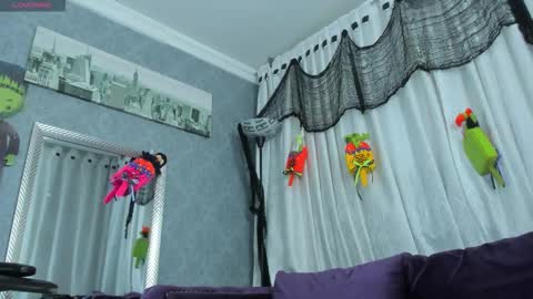 Alice online show from October 17, 8:23 pm