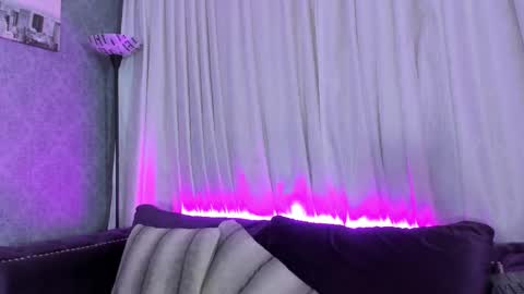 Alice online show from November 4, 8:58 pm