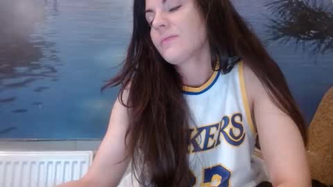 Snapshot of alicetailorrr chatting on October 11, 7:46 am AliceTailorrr online show from October 11, 7:46 am