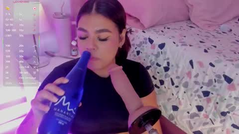 A L I C E  T H U N D E R online show from October 28, 4:29 am