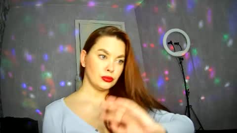 AlicexFresh online show from February 10, 11:35 am