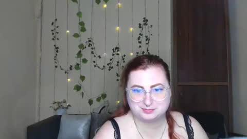 Alicia online show from May 3, 11:35 am