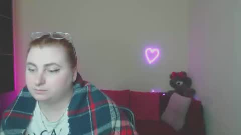 Alicia online show from March 1, 12:27 pm