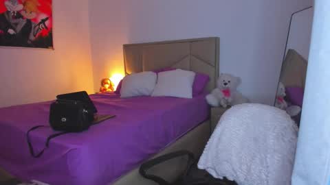 aliciabiden online show from February 19, 4:01 am