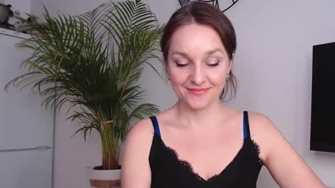 Alicia online show from February 11, 10:36 am