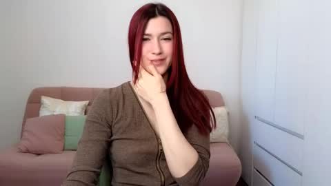 Snapshot of alicianoveli chatting on October 1, 9:47 am alicianoveli online show from October 1, 9:47 am