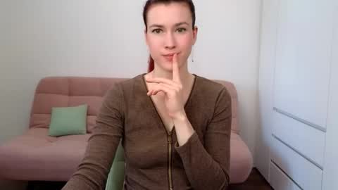Snapshot of alicianoveli chatting on September 14, 8:45 am alicianoveli online show from September 14, 8:45 am