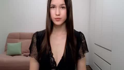 Snapshot of alicianoveli chatting on February 18, 2:38 pm alicianoveli online show from February 18, 2:38 pm