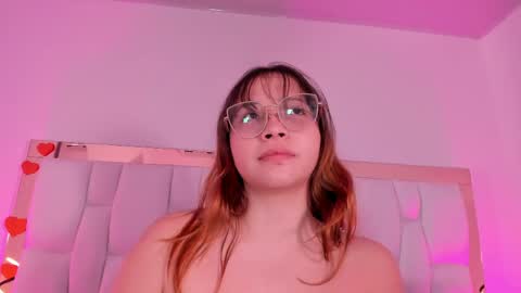 Alicia  online show from May 1, 2:48 am