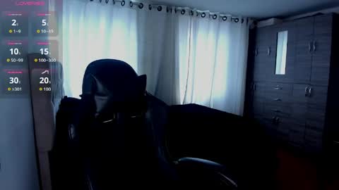 aliice_walker_ online show from March 30, 3:00 pm
