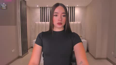 alinakravitz_ online show from September 13, 12:24 pm