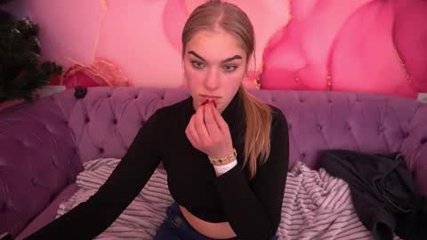 Alina online show from January 18, 8:49 pm