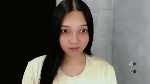 Shanti xhey online show from November 3, 2:10 pm