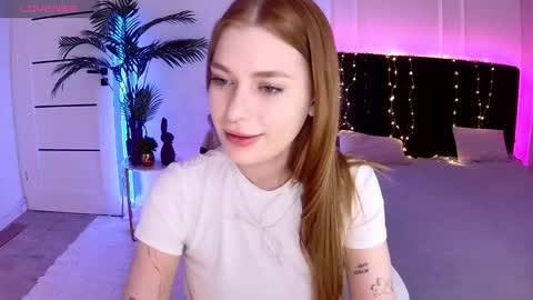 alisa_woood online show from March 14, 5:14 pm