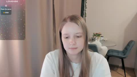 Alya online show from July 17, 3:27 pm