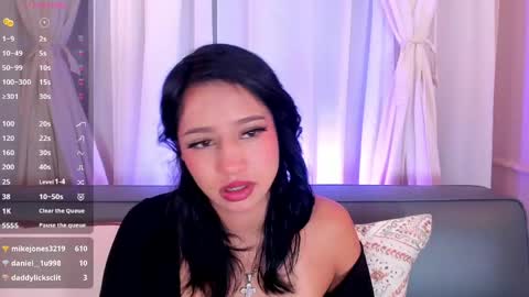 Ali online show from April 29, 1:47 pm