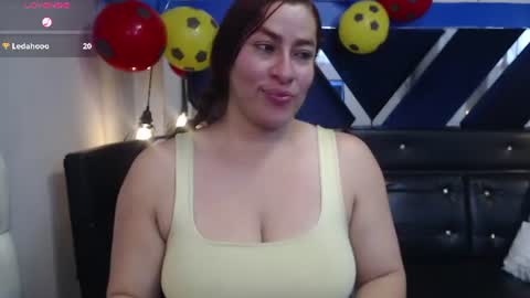 alison_marr online show from July 6, 7:27 pm