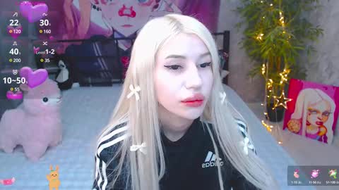 Snapshot of alison_moonlight chatting on March 6, 7:21 pm Alison online show from March 6, 7:21 pm