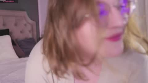 Alissa online show from November 18, 12:28 pm