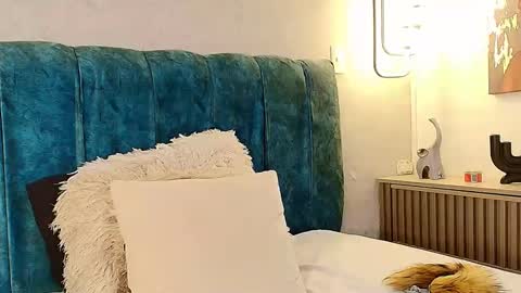 alisson_fox69 online show from October 29, 1:43 am