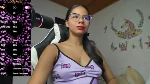 Alisson hoffman05 online show from August 1, 4:09 pm