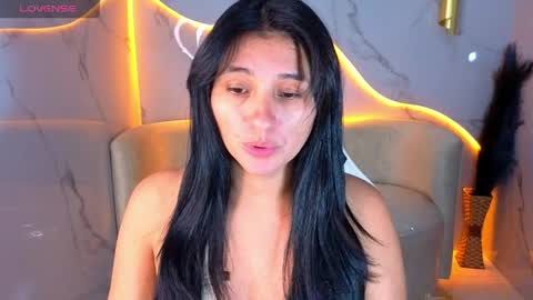 alisson_tx_ online show from May 1, 7:50 pm
