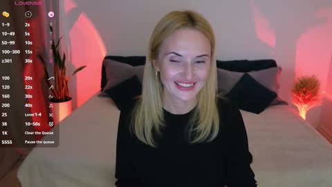 alisssarose online show from October 21, 9:30 pm