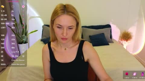 alisssarose online show from January 15, 10:05 pm