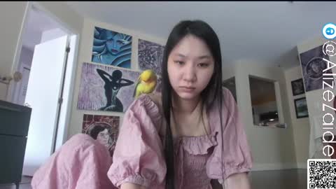 Alize Zaide online show from June 9, 8:19 pm