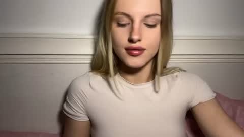 Kate online show from July 28, 7:39 pm