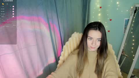 Snapshot of allana_dream chatting on January 2, 1:30 pm Allana online show from January 2, 1:30 pm