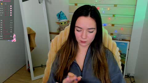 Snapshot of allana_dream chatting on December 27, 3:06 pm Allana online show from December 27, 3:06 pm