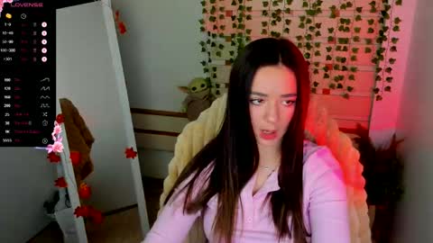 Snapshot of allana_dream chatting on October 16, 6:27 am Allana online show from October 16, 6:27 am