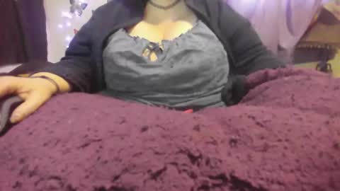 Alli Kat online show from January 4, 6:30 pm