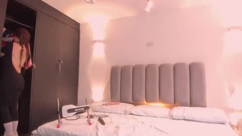 ALLICE online show from January 5, 5:27 pm