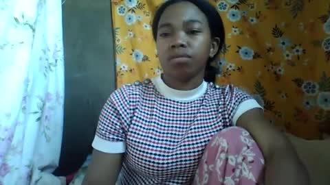 alliciax632770q online show from June 27, 1:17 pm
