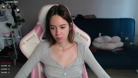alice online show from August 4, 12:49 am