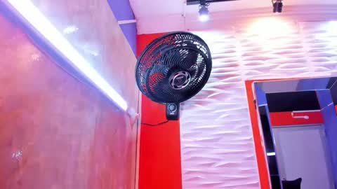 ALLISON online show from December 23, 3:54 am