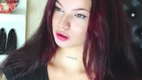 Snapshot of allisonn223 chatting on October 12, 12:40 pm Deea online show from October 12, 12:40 pm