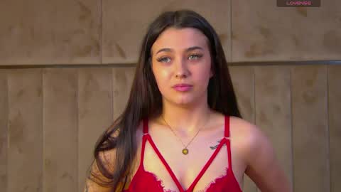 allissoncameron online show from April 18, 7:58 pm