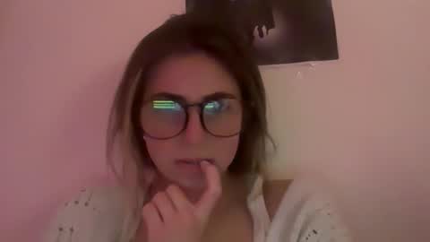 allottaeliza online show from January 17, 7:05 am