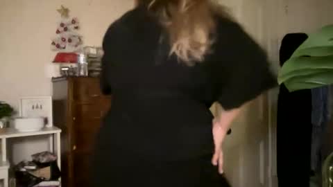 allyanalangel online show from December 19, 7:50 pm